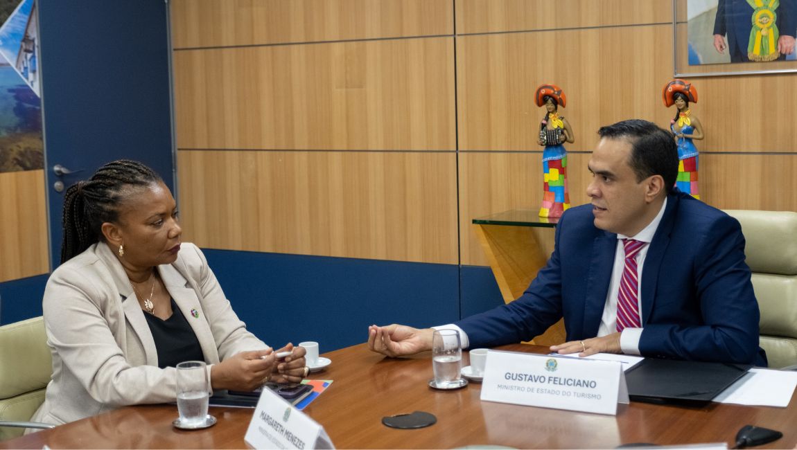 Ministro do Turismo, Gustavo Feliciano, e a ministra da Cultura, Margareth Menezes, analisaram formas de atrair turistas chineses para o Brasil