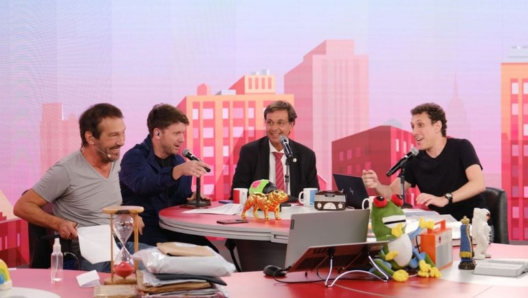 07.04.2021 - entrevista do ministro ao Pânico1 - credito Roberto Castro MTur.jpg