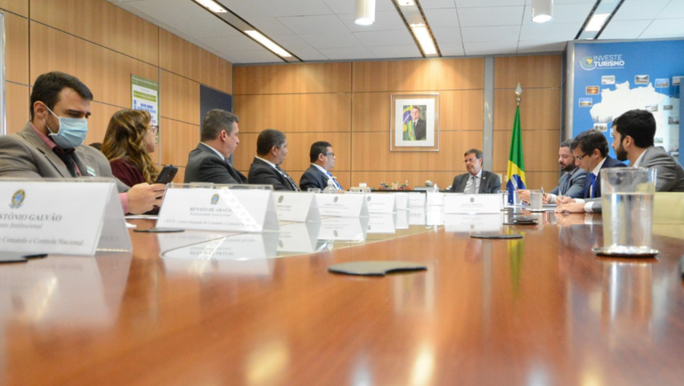 10.06.2021 - reunião sobre segurança do turista crédito Roberto Castro MTur.png