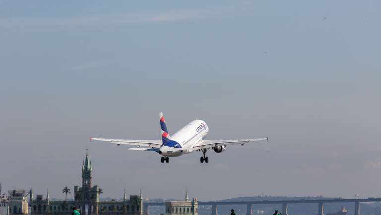 Movimentação aérea no país cresce 3,7% em abril e alcança a marca de 7,2 milhões de passageiros