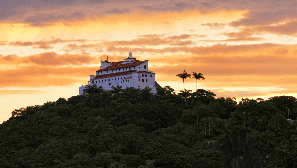 Vila Velha combina orla badalada, patrimônio histórico imponente e gastronomia para quem busca o verão perfeito no Espírito Santo