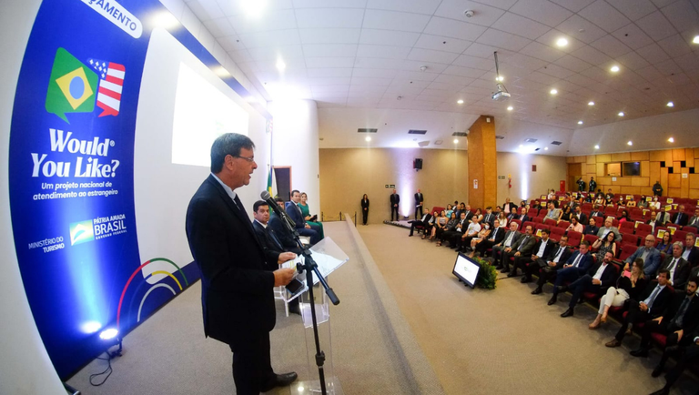 29-03-22 FOTO MATÉRIA WOULD YOU LIKE.png