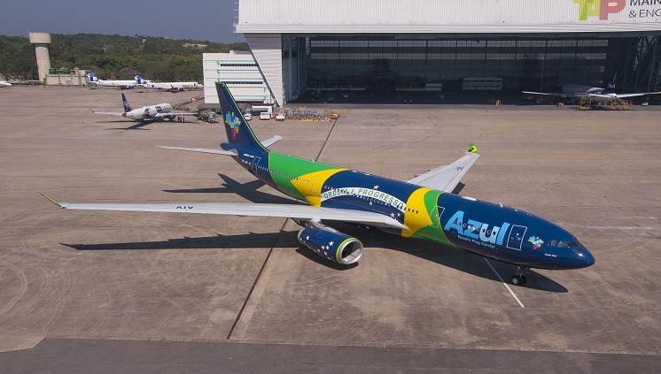 01_09_portal_interna_bandeira_brasileira_airbus_Azul_Gianfranco_Beting.jpg