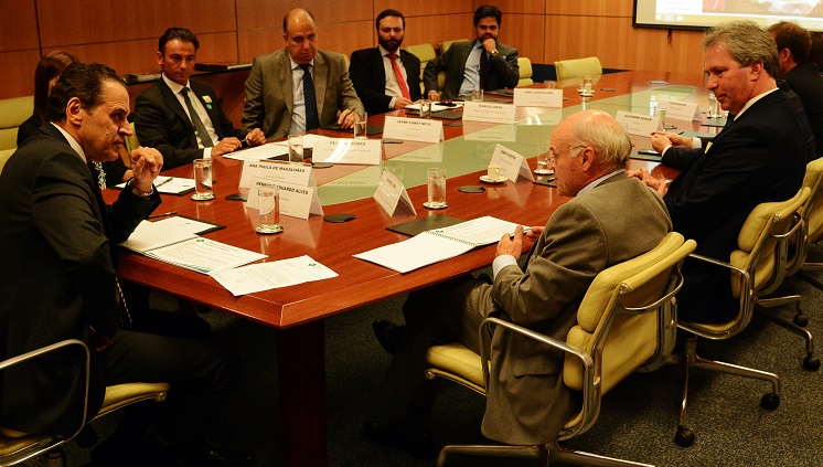 11_08_2015_portal_interna_reuniao_fohb_paulino_menezes.jpg
