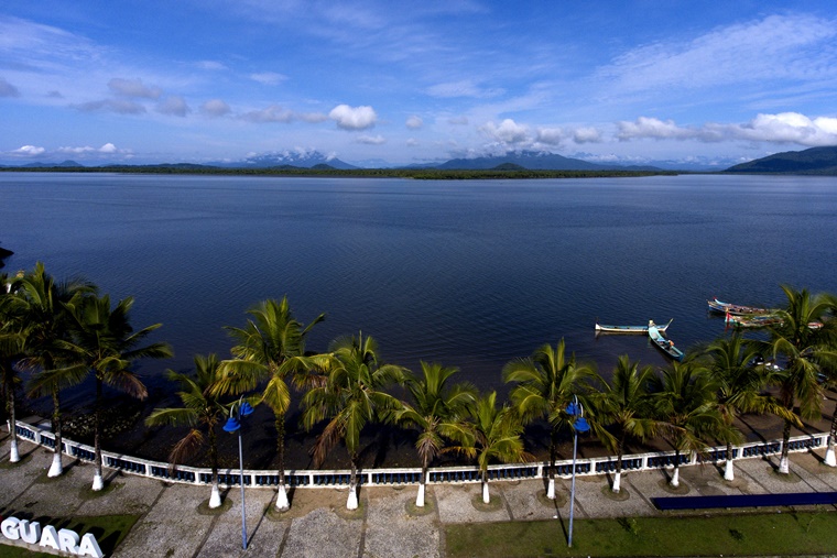 12 04 18 banco imagem PR Guaraquecaba 760