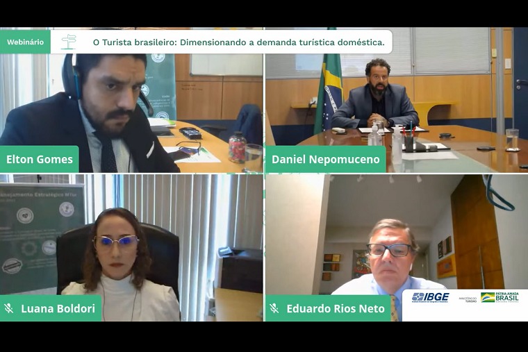 13.11.2020_-_Foto_capa_webinário_MTur.jpeg