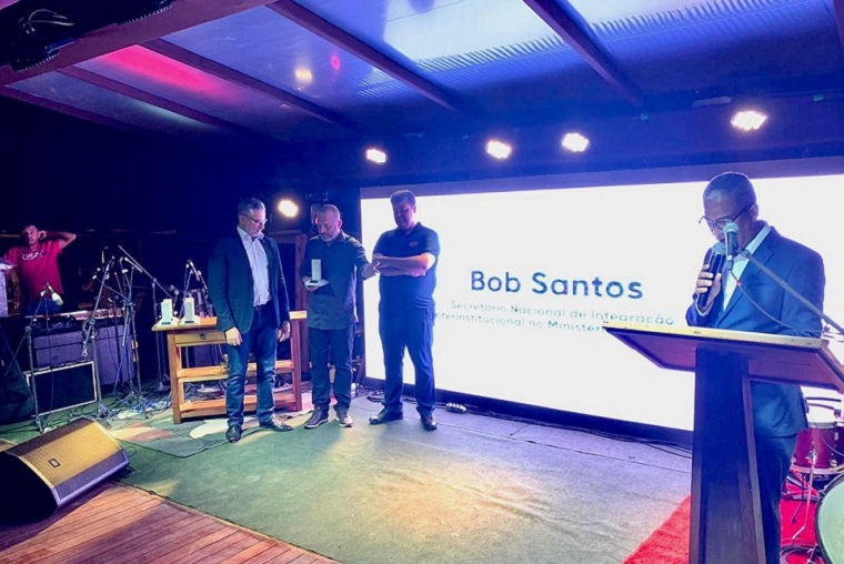 23.12.2019_BOB_SANTOS.jpg