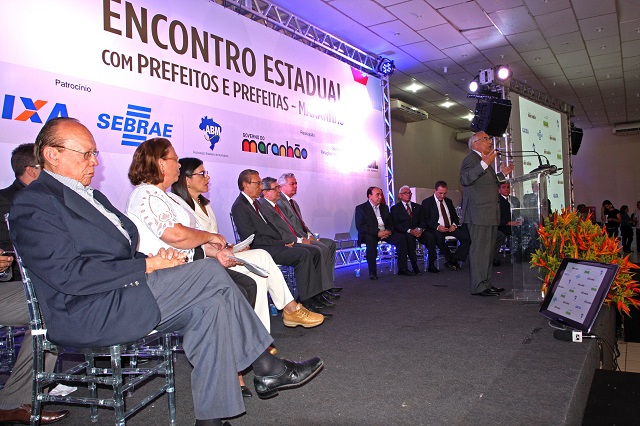 encontro_prefeitos_3_1956223292.jpg