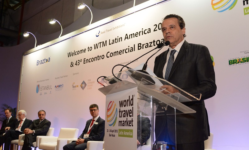 portal_interna_ministro_henrique_alves_wtm_1_152356646.jpg