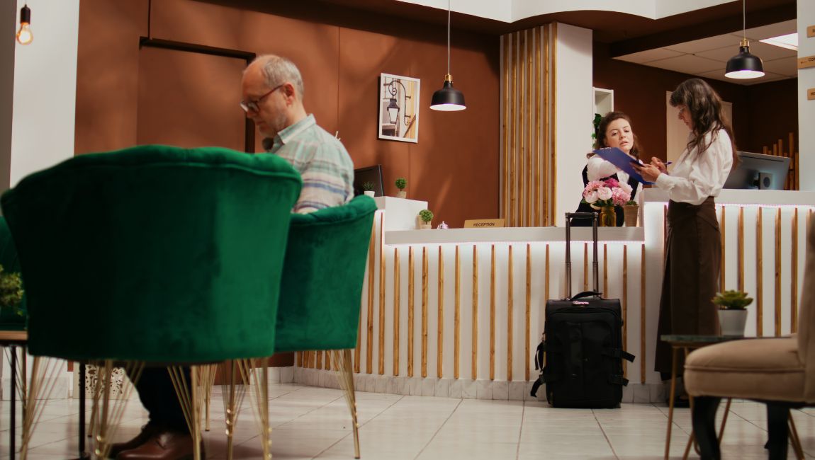 É falso que o Ministério do Turismo vai monitorar dados pessoais de turistas