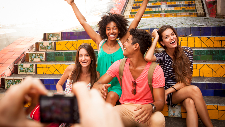 Gastos de turistas estrangeiros sobem 12% e movimentam R$ 16 bilhões